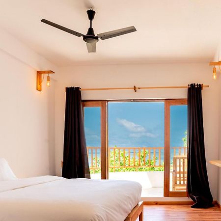 Manta Sea View Himandhoo Hotel ภายนอก รูปภาพ