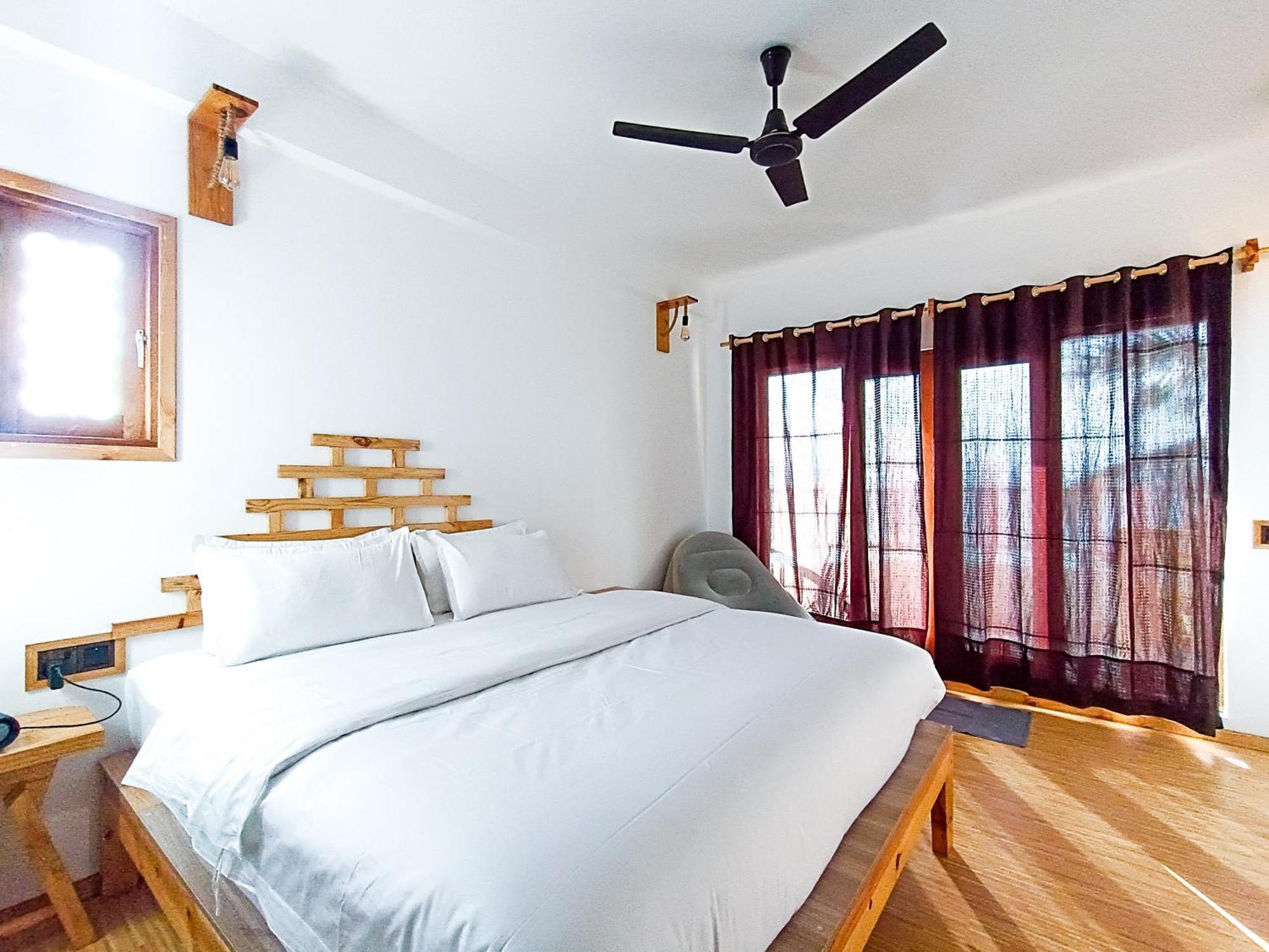 Manta Sea View Himandhoo Hotel ภายนอก รูปภาพ