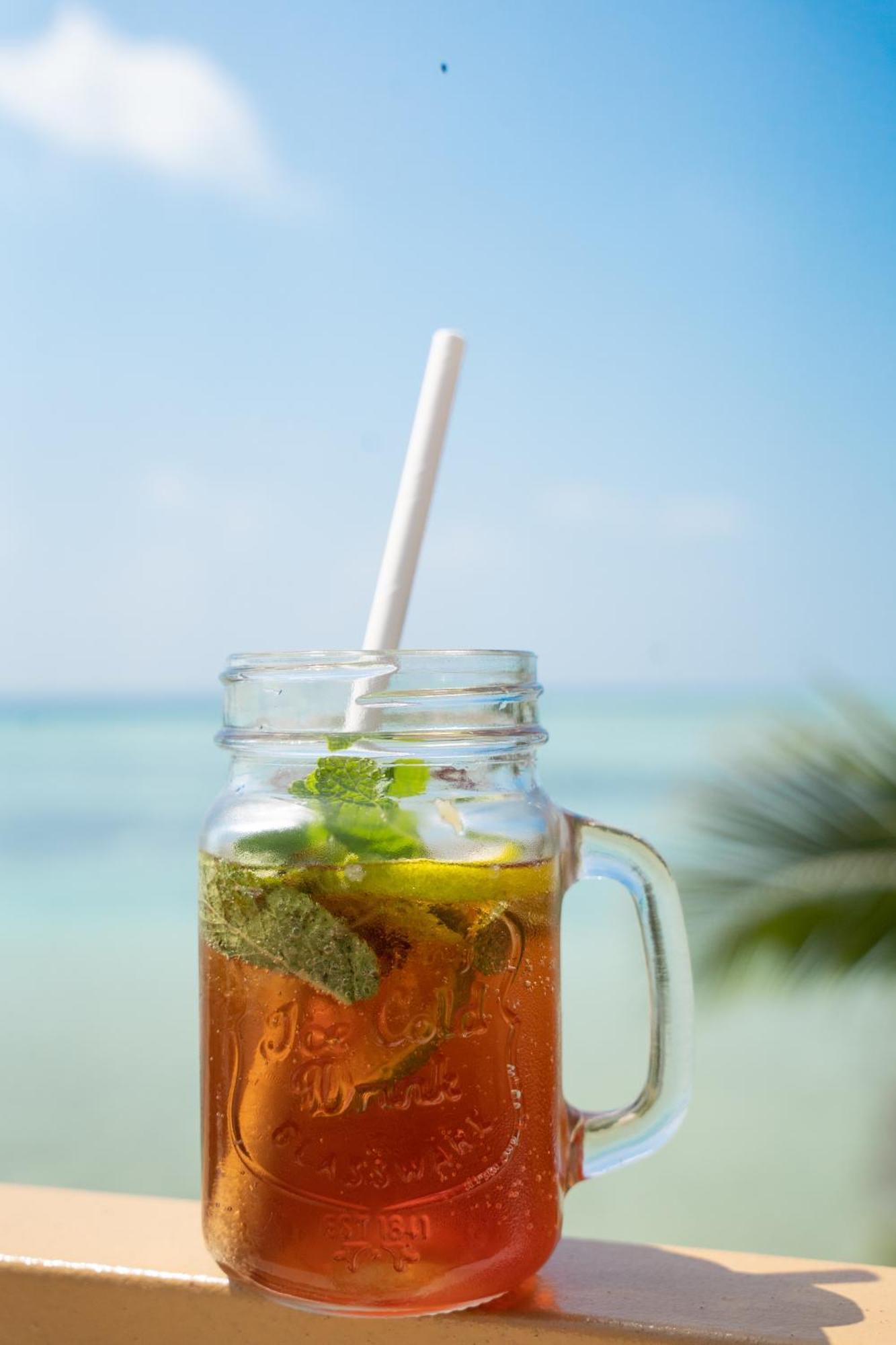 Manta Sea View Himandhoo Hotel ภายนอก รูปภาพ