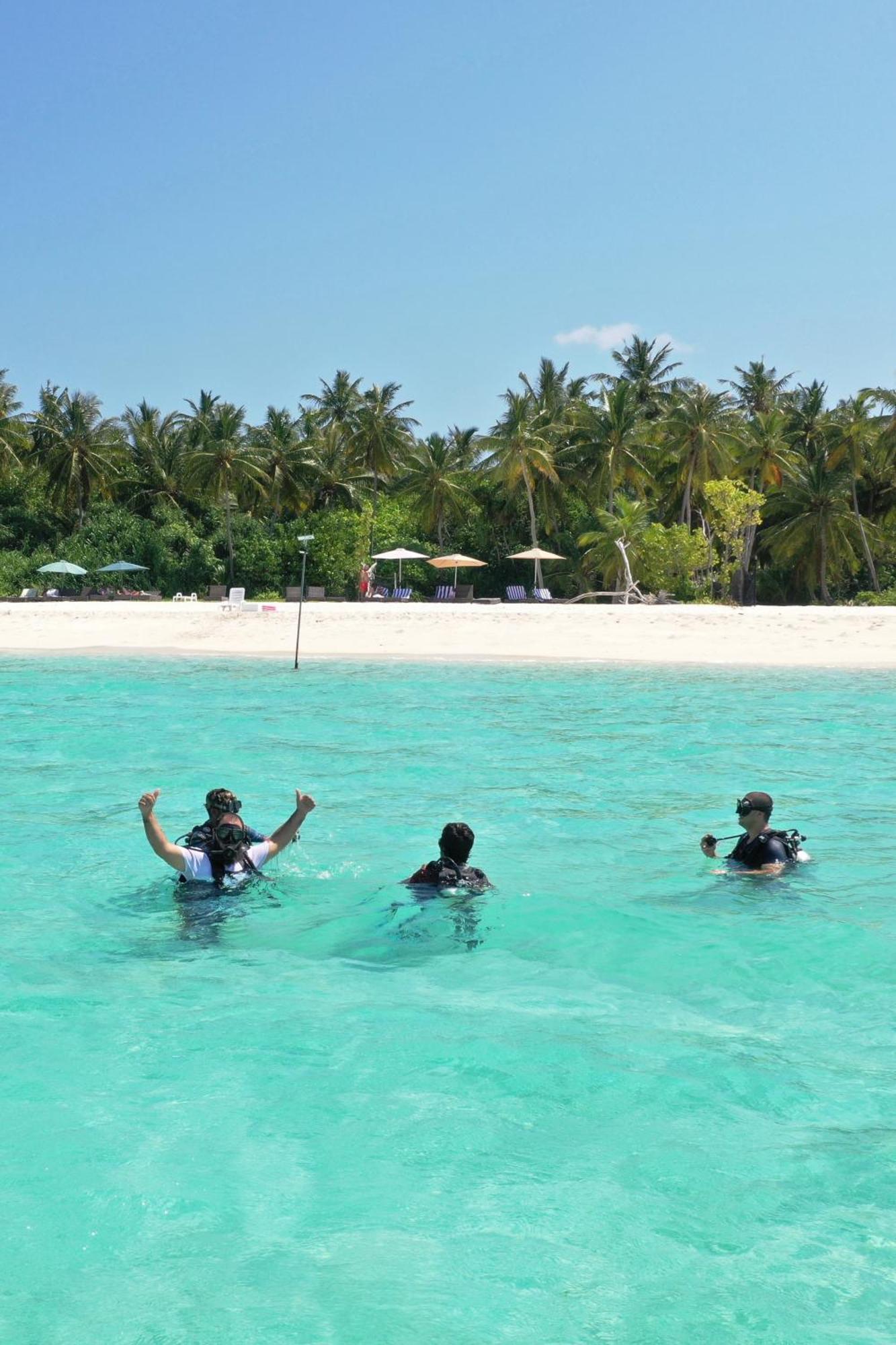 Manta Sea View Himandhoo Hotel ภายนอก รูปภาพ